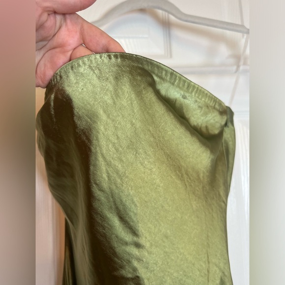 SNDYS x REVOLVE Angel Strapless Midi Dress in Olive - Picture 4 of 10